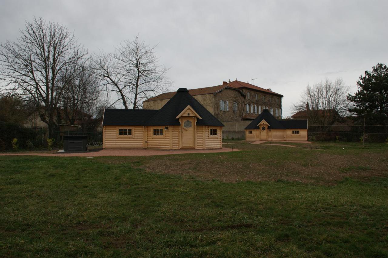 Les Cabanes Du Grand Nord Pradines  Zewnętrze zdjęcie