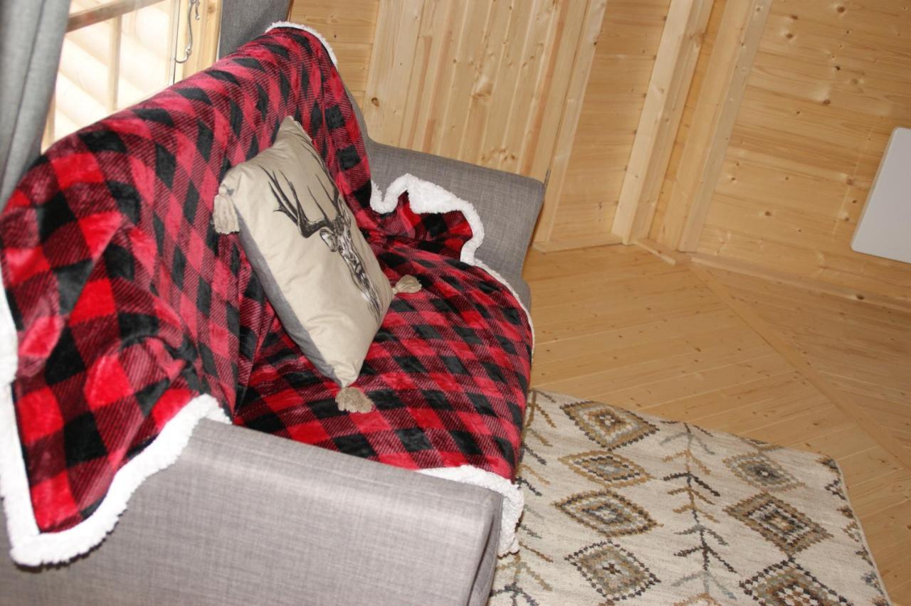 Les Cabanes Du Grand Nord Pradines  Zewnętrze zdjęcie