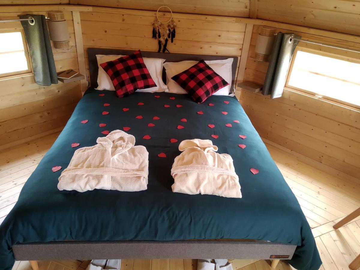 Les Cabanes Du Grand Nord Pradines  Zewnętrze zdjęcie